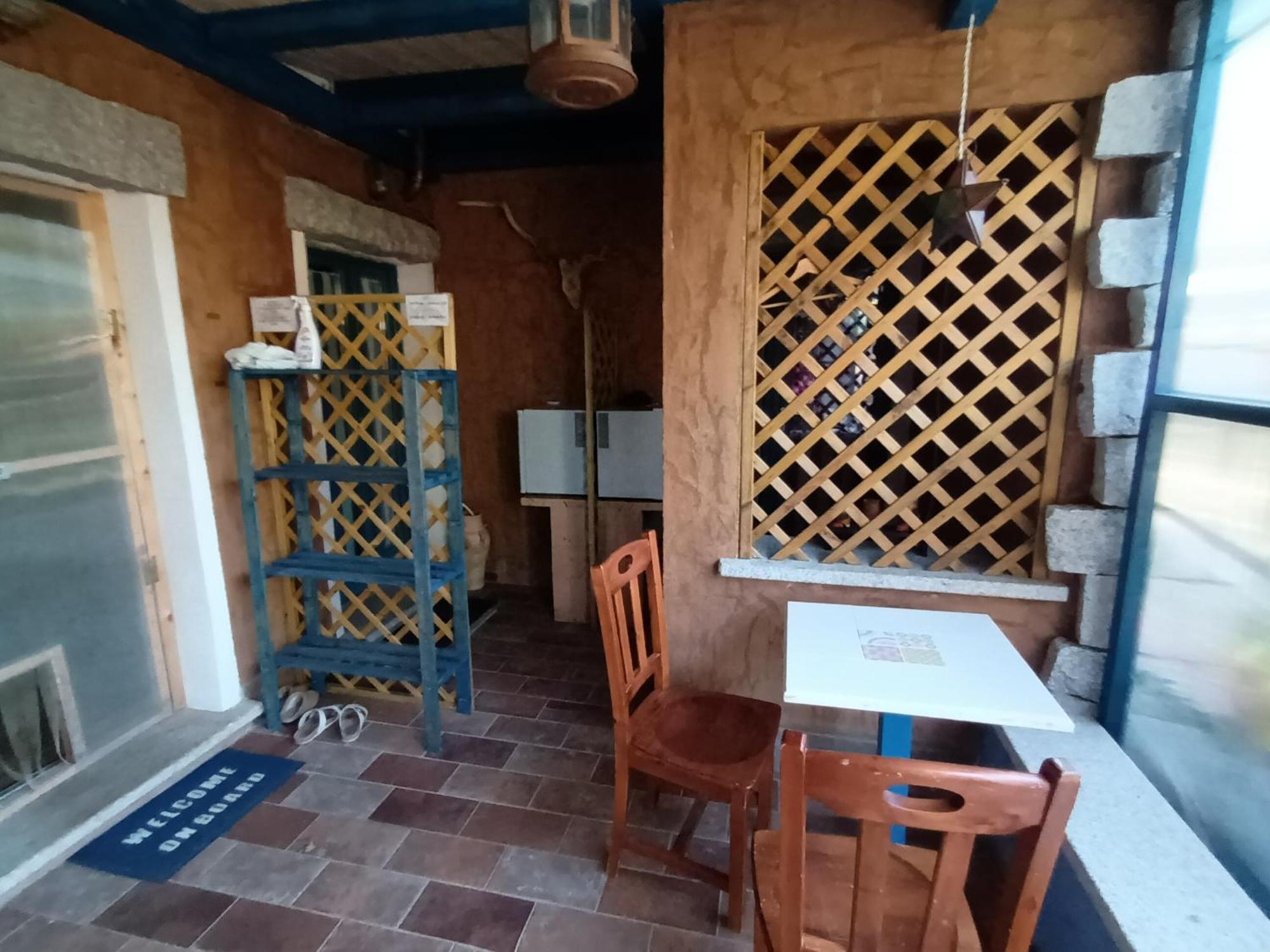Portopollo Surfhouse Barrabisa Exterior photo